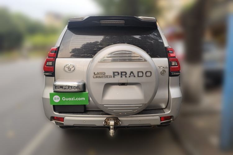 Used Toyota Land Cruiser  Rear