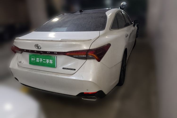 Used Toyota Avalon 2019 2.5L Touring Premium Version China VI Standard

