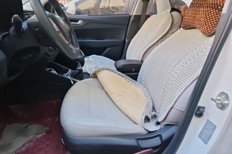 Used Hyundai Verna (new generation) 2016 1.4L Manual Cool Edition GLS Left Front Seat