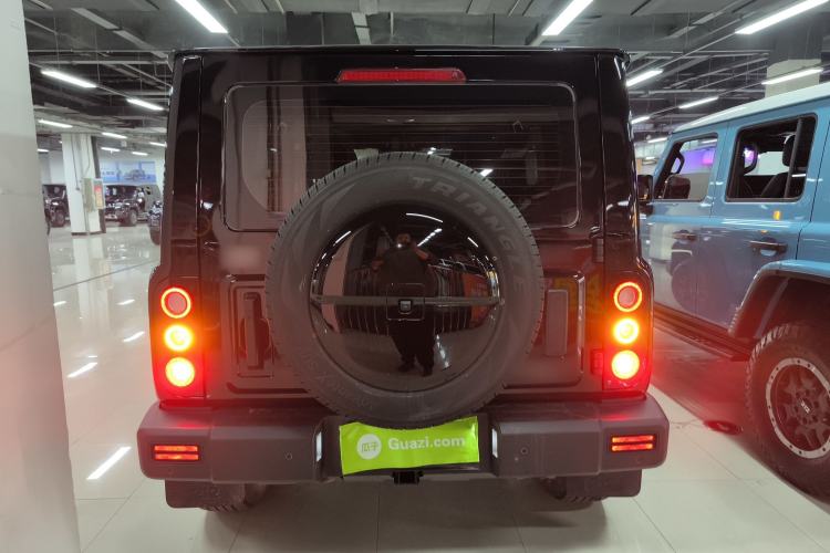 Used 212 T01 2024 2.0T Explorer Rear