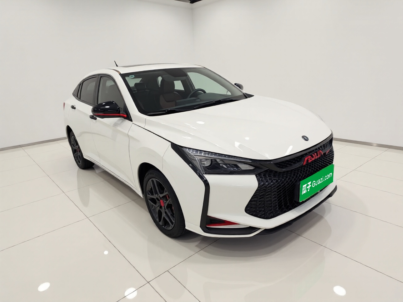 Dongfeng Aeolus Yixuan 2022 230T Automatic Adaptive-Beam Knight Edition — снимка 3