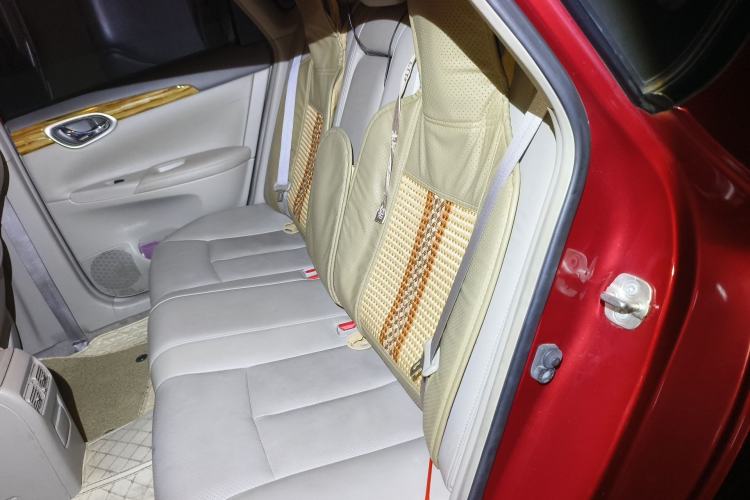 Used Nissan Sylphy 2014 1.6XV CVT Deluxe Edition Left Rear Seat