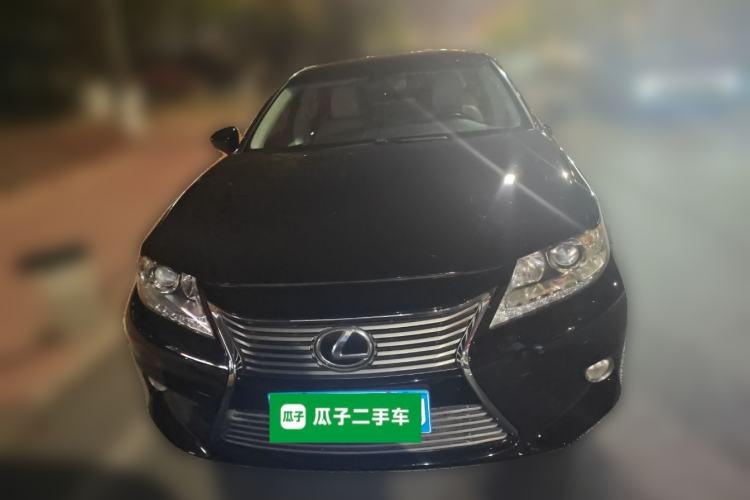 Used Lexus ES 2013 250 Mark Levinson Limited Edition
