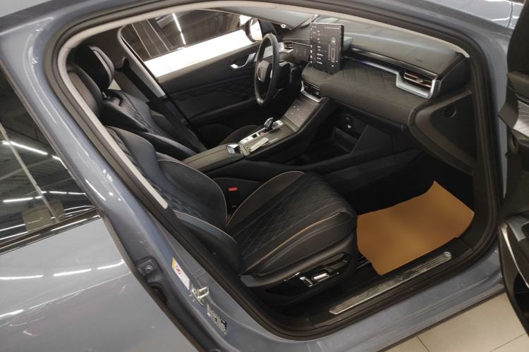 Used Wey Latte DHT 2022 1.5T DHT Extra-Large Cup
