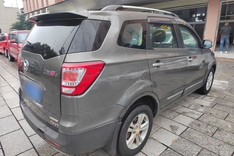 Used HYOSOW S3 2014 1.5L Luxury Version China IV Emission Standard
