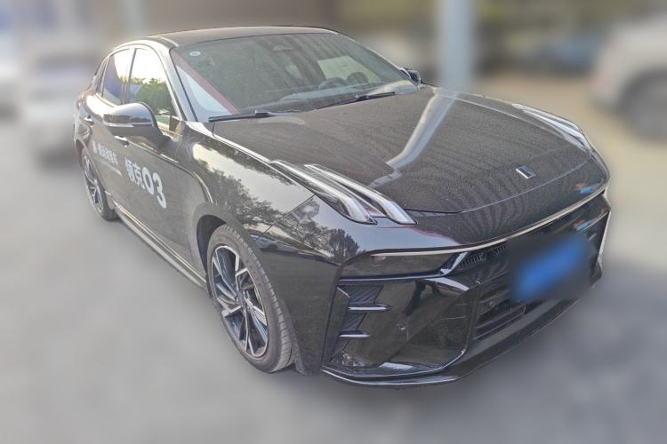 Used Lynk & Co 03 2025 1.5TD DCT Champion Edition Pro Front Right 45 Deg