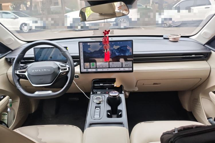 Used Wuling Xingguang 2024 Co-Creation Edition 510 Advanced Model