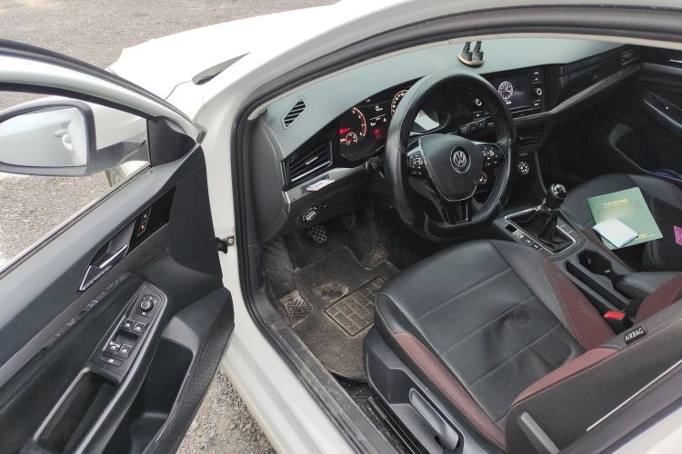 Used Volkswagen Bora 2020 1.5L Manual Comfort Version Driver Seat