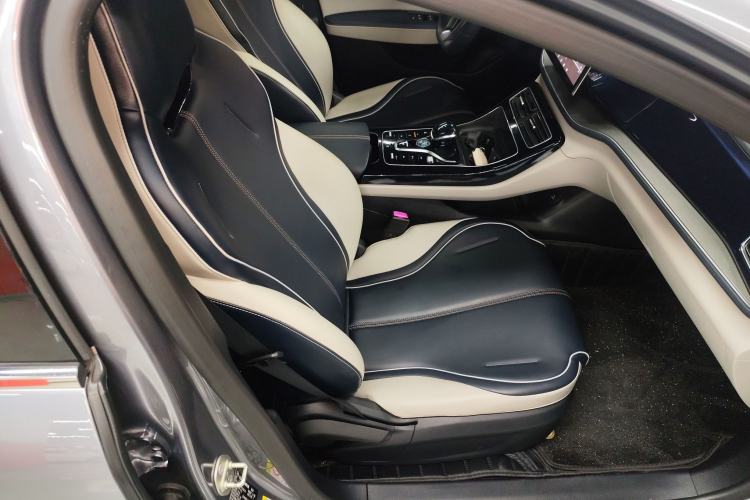 Used BYD Qin PLUS 2021 DM-i 55KM Flagship Model Right Front Seat