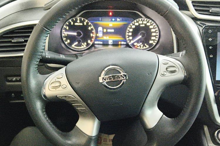 Used Nissan Murano 2019 2.5L XL Two-Wheel Drive Smart Connect Luxury Edition China VI Standard