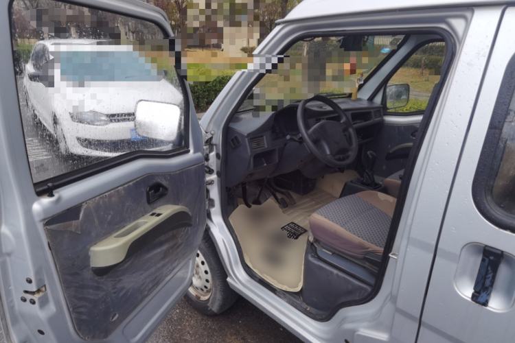 Used Wuling Zhiguang 2015 1.2L Practical LS-I Model