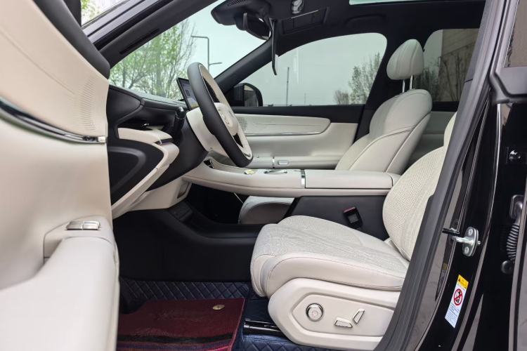 Used CHANGAN NEVO Q07 2025 215 Flagship PLUS Interior 4