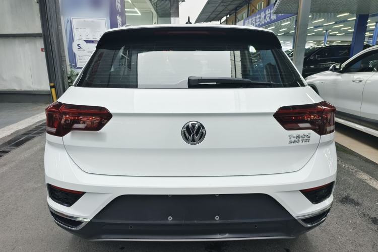 Used Volkswagen T-ROC 2018 280TSI DSG Four-Wheel Drive Comfort Version China V Standard
