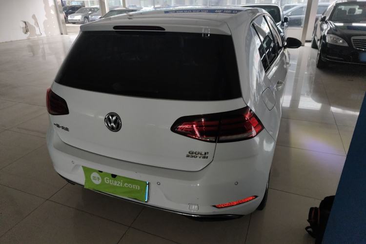 Used Volkswagen Golf 2018 230TSI Automatic Comfort Model
