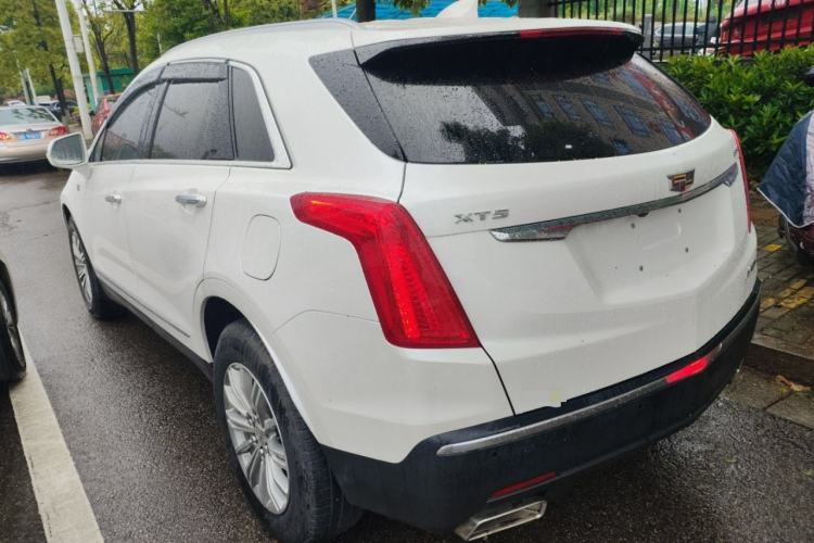 Used Cadillac XT5 2016 25T Luxury Model
