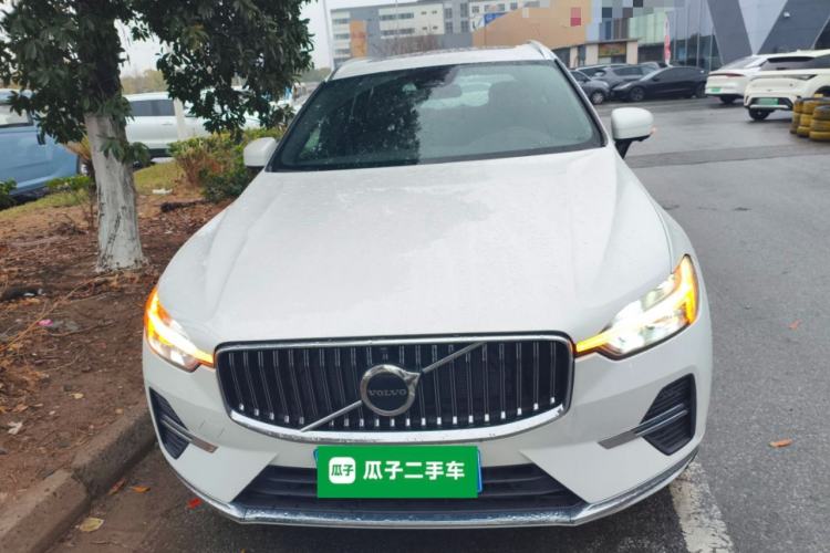 Used Volvo XC60 2025 B5 4x4 Smart Luxury Edition
