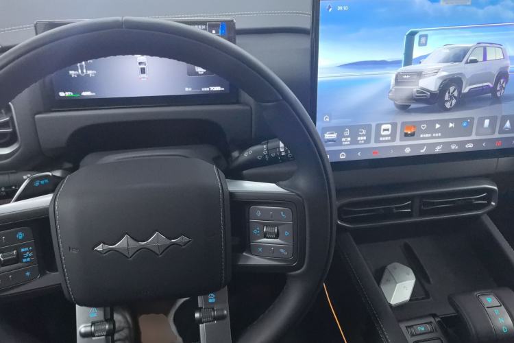 Used Formula Leopard Titanium 3 2025 501 km All-Wheel Drive Intelligent Driving Max Edition