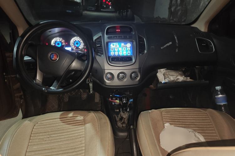 Used Geely Auto Diamond 2014 Sedan 1.5L Manual Entry-Level Model
