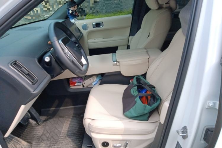 Used Li Auto L6 2024 Max Left Front Seat