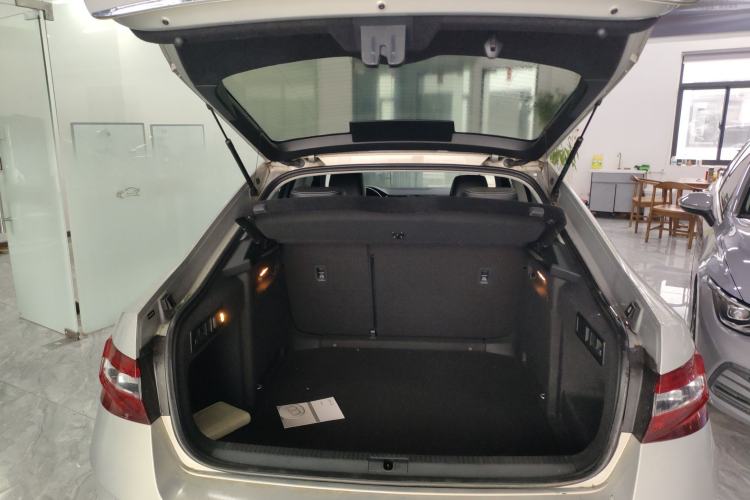 Used Skoda Superb 2016 TSI330 DSG Smart Drive Edition Trunk