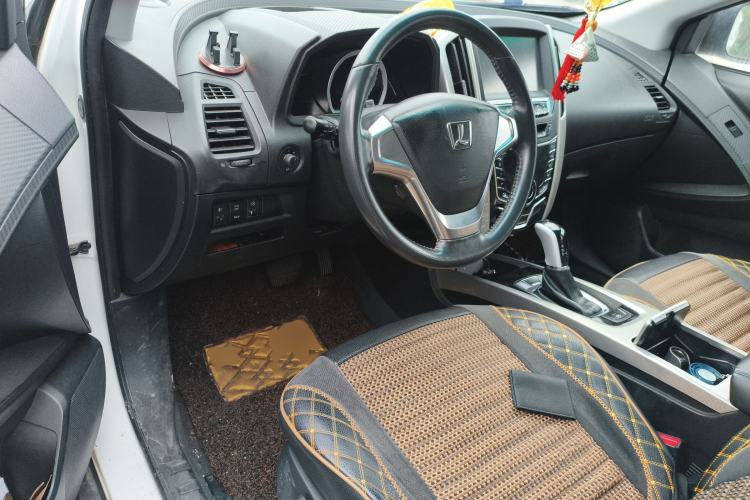 Used Luxgen U6 SUV 2015 1.8T Fashion Edition
