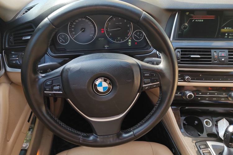 Used BMW 5 Series 2014 525Li Luxury Design Package