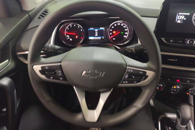 Used Chevrolet Trax 2019 Redline 335T CVT Top-Tier Model China VI Standard