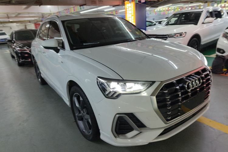 Used Audi Q3 2022 35 TFSI Fashion Dynamic Model