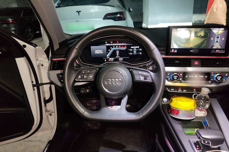 Used Audi A4L 2022 40 TFSI Luxury Dynamic Model