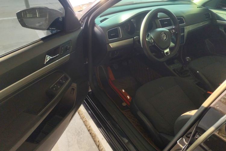 Used Volkswagen Lavida 2017 1.6L Manual Fashion Edition