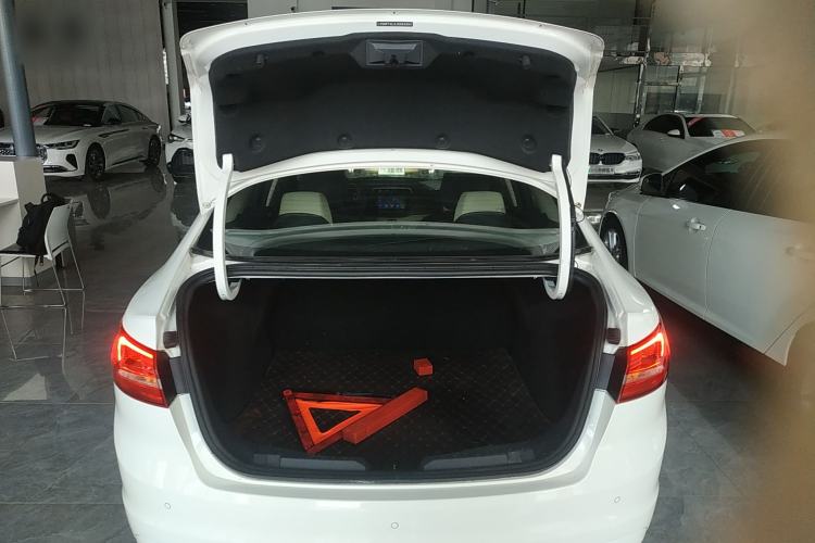 Used Ford Escort 2017 Revised Version 1.5L Automatic Comfort Edition Trunk