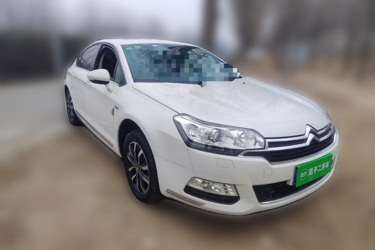 Used Citroen C5 2014 1.6T Automatic Prestige Model Front Right 45 Deg