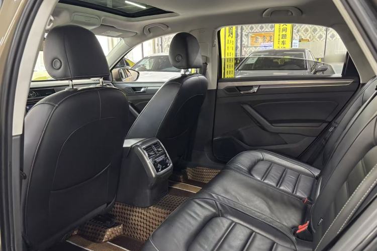 Used Volkswagen Passat 2017 330TSI DSG Luxury Edition