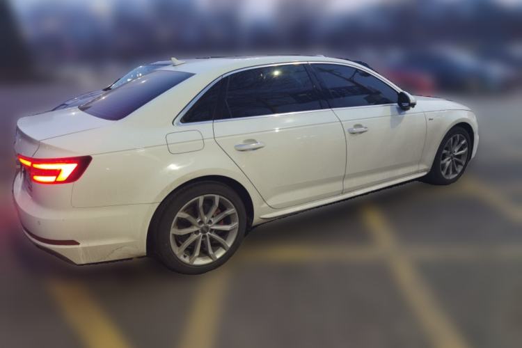 Used Audi A4L 2018 30th Anniversary Edition 40 TFSI Fashion Model