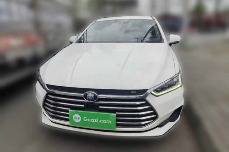 Used BYD Qin Pro 2019 Super Edition 1.5TI Automatic Smart Connect Enjoyment Model China VI Standard
