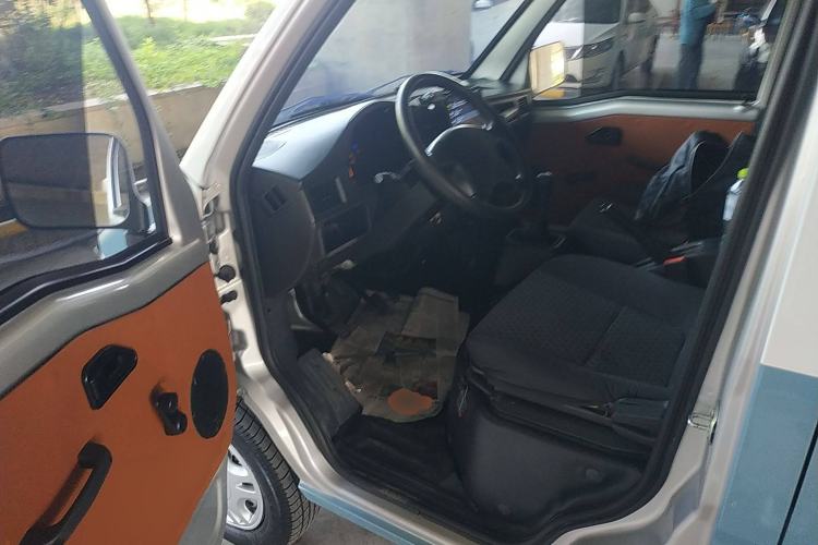 Used Wuling Zhiguang 2023 1.5L Practical Version 5/7 Seats