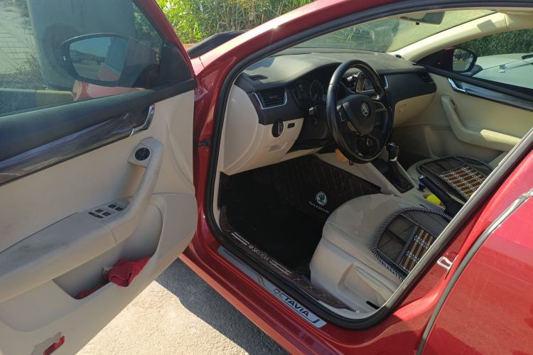 Used Skoda Octavia 2015 1.6L Automatic Yijun Edition