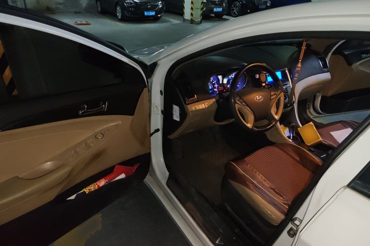 Used Hyundai Sonata 2011 2.0L Automatic Prestige Edition Driver Seat