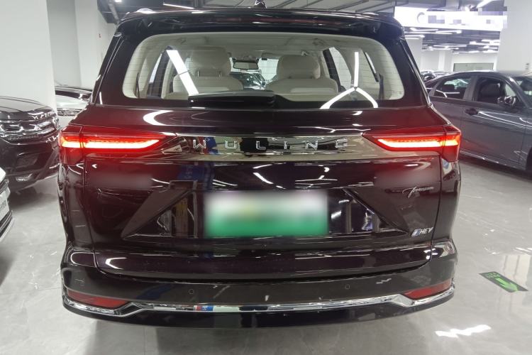 Used Wuling Victory 2023 2.0L DHT Luxury Edition
