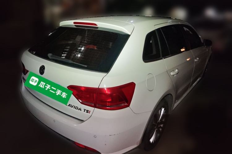 Used Volkswagen Gran Lavida 2013 1.4 TSI Automatic Comfort Model
