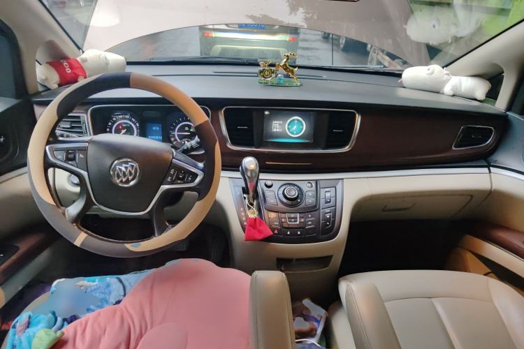 Used Buick GL8 2018 28T Luxury Model China VI Standard