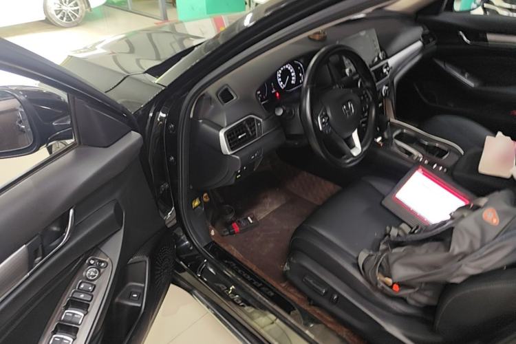 Used Honda Accord 2018 260TURBO Luxury Edition China VI Driver Seat