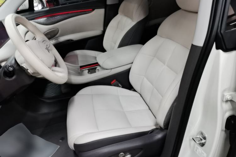 Used IM LS6 2025 Lingxi Intelligent Driving Edition Left Front Seat