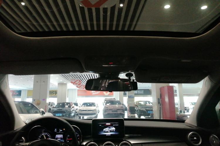 Used Mercedes-Benz C-Class 2015 C 200 L