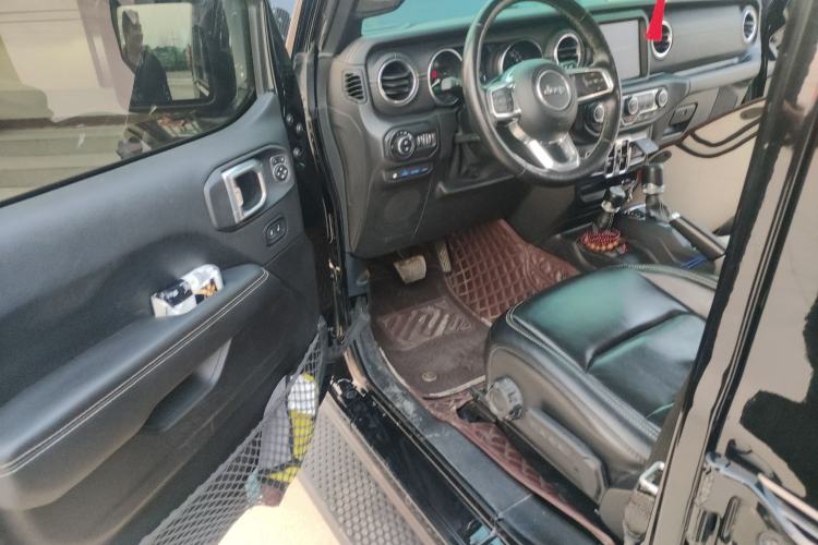 Used Jeep Wrangler New Energy 2021 Four-Door 2.0T 4xe Sahara First Edition
