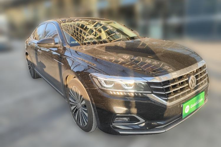 Used Volkswagen Passat 2019 330TSI Luxury Edition China VI Standard
