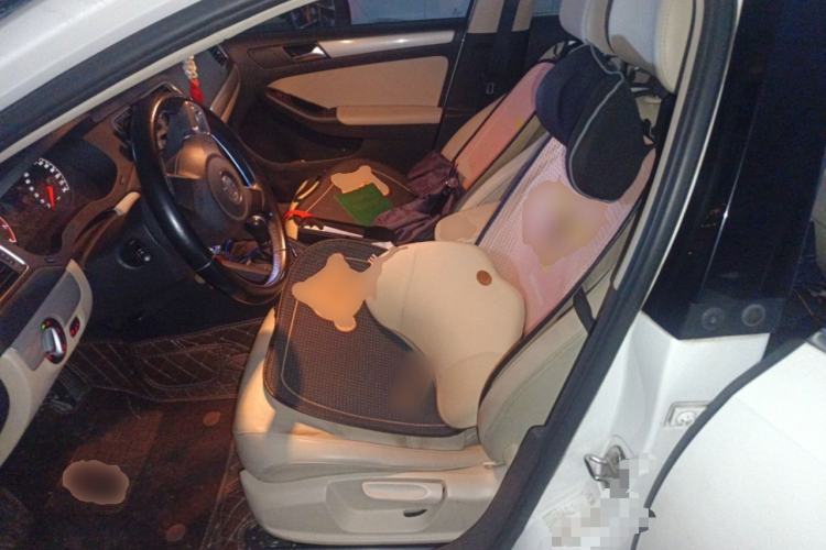 Used Volkswagen Sagitar 2014 1.6L Automatic Comfort Model Left Front Seat