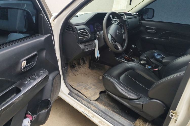 Used Great Wall Wingle 5 2017 2.4L European-spec Gasoline 4x4 Elite Version Big Double Cab 4G69S4N
