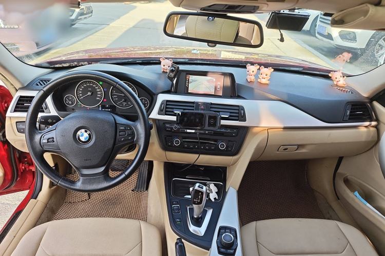 Used BMW 3 Series 2015 320Li Luxury Edition Fashion Model
