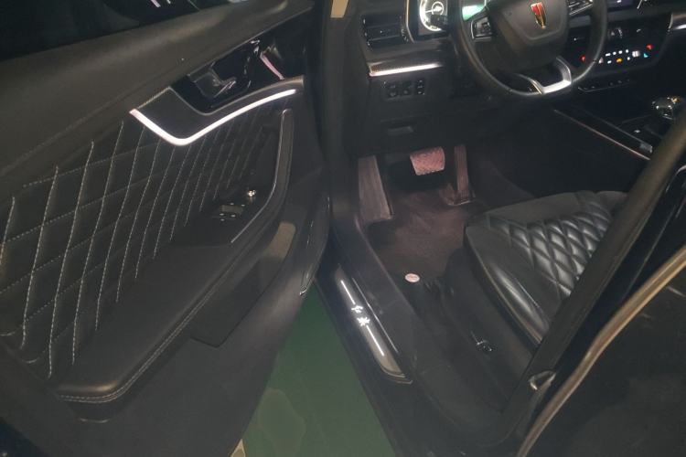 Used Hongqi HS5 2019 2.0T Smart Connect Flagship All-Wheel-Drive Version
